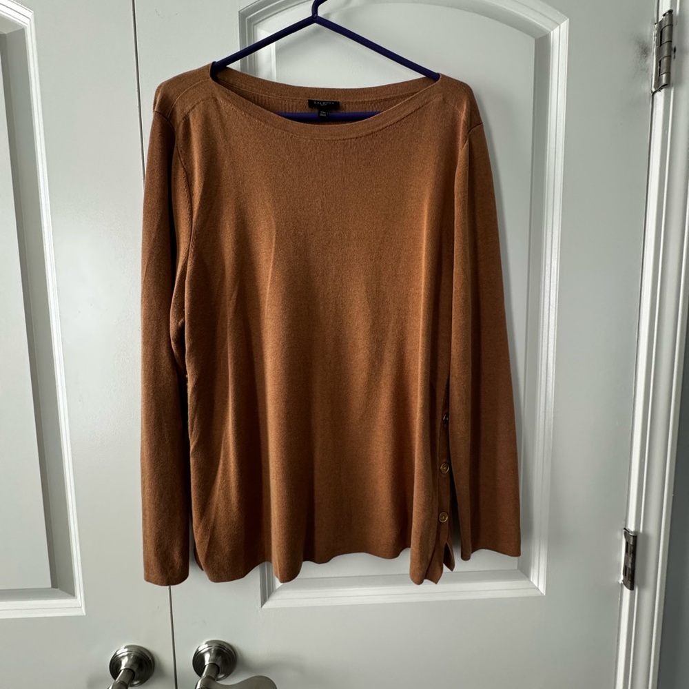 Talbot’s Women's Sweater in Camel with Gold Side Buttons XL Petitie